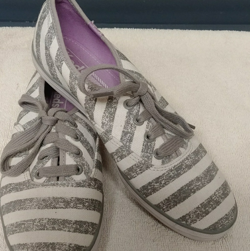 Keds Grey and White Stripes size 7